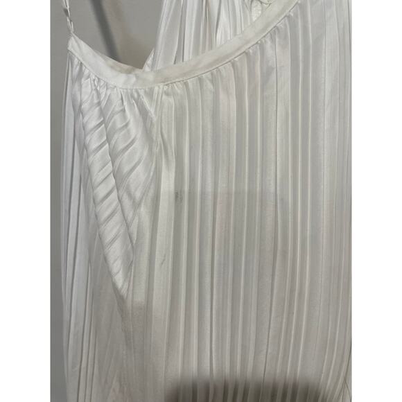 NWT LBLC the Label Norma Sleeveless V-Neck Pleated Mini Dress White Women's M - Picture 4 of 7